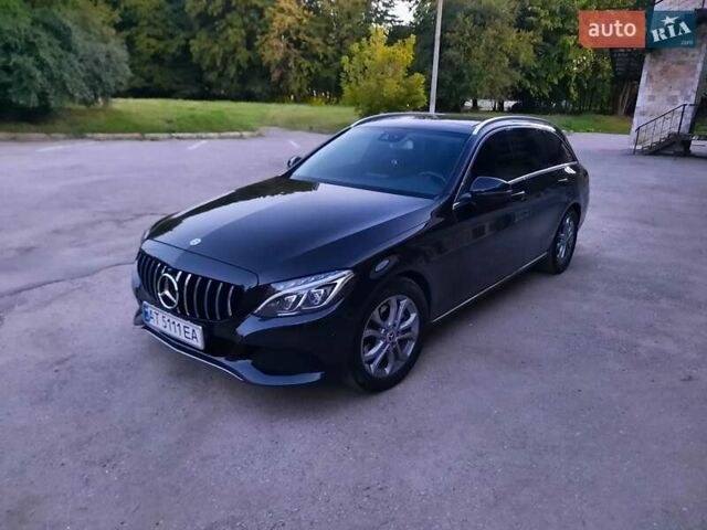 Черный Мерседес Ц-Класс, объемом двигателя 2.1 л и пробегом 145 тыс. км за 24000 $, фото 4 на Automoto.ua