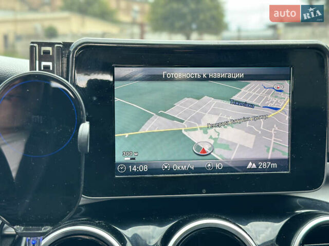 Черный Мерседес Ц-Класс, объемом двигателя 2.14 л и пробегом 253 тыс. км за 19500 $, фото 13 на Automoto.ua