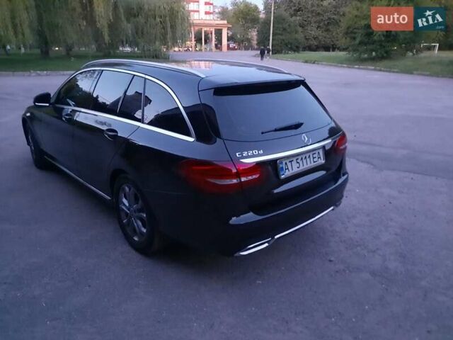 Черный Мерседес Ц-Класс, объемом двигателя 2.1 л и пробегом 145 тыс. км за 24000 $, фото 16 на Automoto.ua
