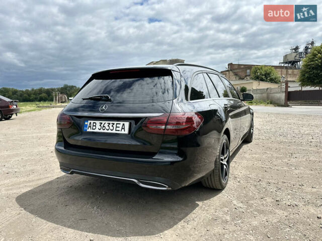 Черный Мерседес Ц-Класс, объемом двигателя 2.14 л и пробегом 253 тыс. км за 19500 $, фото 3 на Automoto.ua