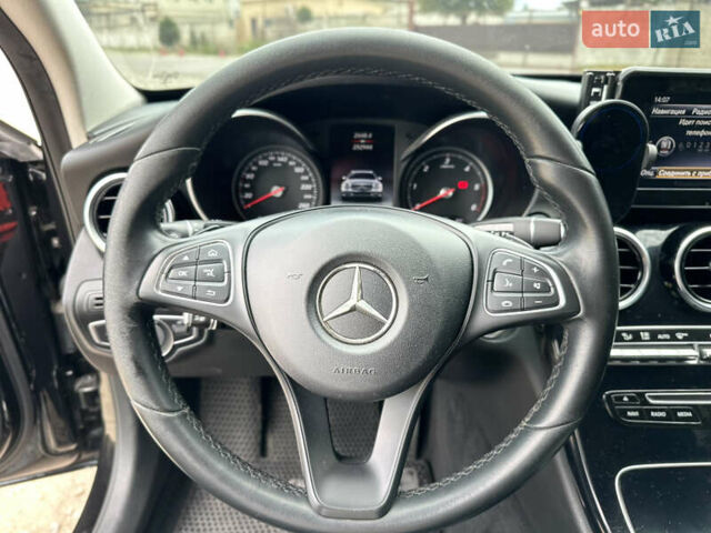 Черный Мерседес Ц-Класс, объемом двигателя 2.14 л и пробегом 253 тыс. км за 19500 $, фото 10 на Automoto.ua