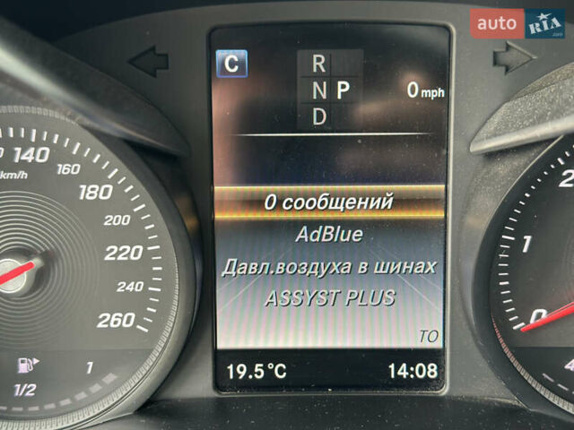 Черный Мерседес Ц-Класс, объемом двигателя 2.14 л и пробегом 253 тыс. км за 19500 $, фото 12 на Automoto.ua