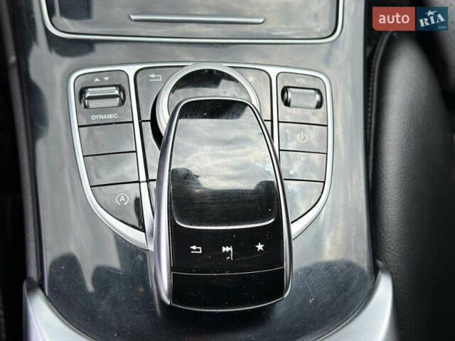 Черный Мерседес Ц-Класс, объемом двигателя 2.14 л и пробегом 253 тыс. км за 19500 $, фото 14 на Automoto.ua