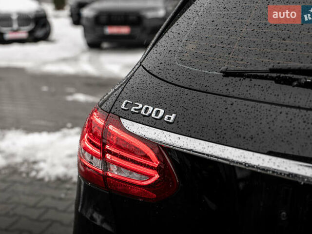 Чорний Мерседес Ц-Клас, об'ємом двигуна 2.2 л та пробігом 241 тис. км за 18900 $, фото 33 на Automoto.ua