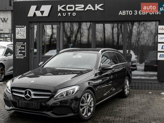 Чорний Мерседес Ц-Клас, об'ємом двигуна 2.2 л та пробігом 241 тис. км за 18900 $, фото 3 на Automoto.ua