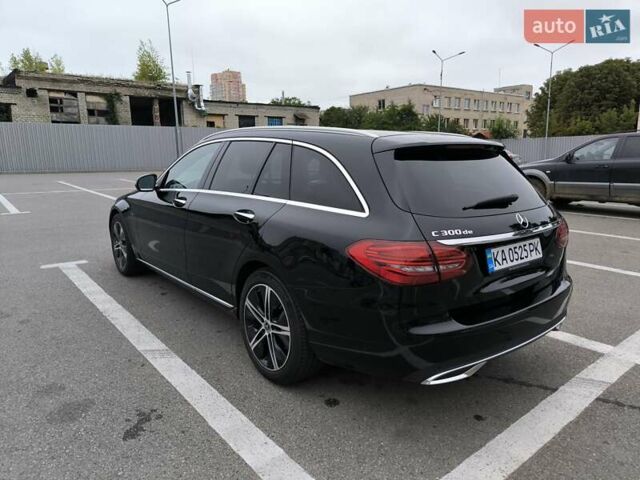 Черный Мерседес Ц-Класс, объемом двигателя 2 л и пробегом 131 тыс. км за 31500 $, фото 10 на Automoto.ua