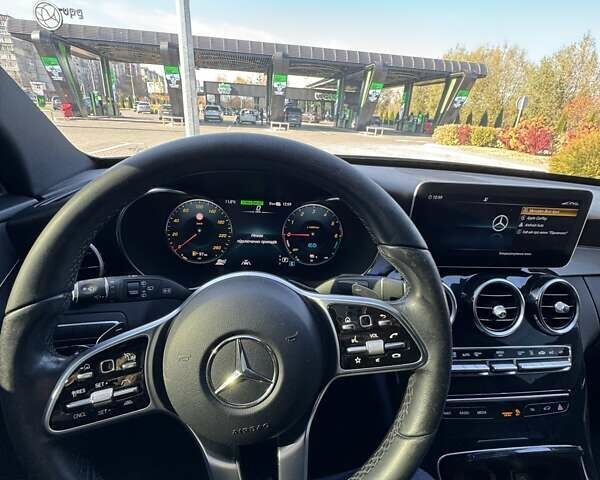 Черный Мерседес Ц-Класс, объемом двигателя 1.95 л и пробегом 216 тыс. км за 30999 $, фото 8 на Automoto.ua