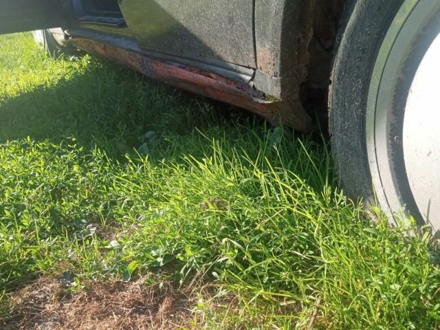 Фіолетовий Мерседес Ц-Клас, об'ємом двигуна 1.8 л та пробігом 555 тис. км за 800 $, фото 2 на Automoto.ua