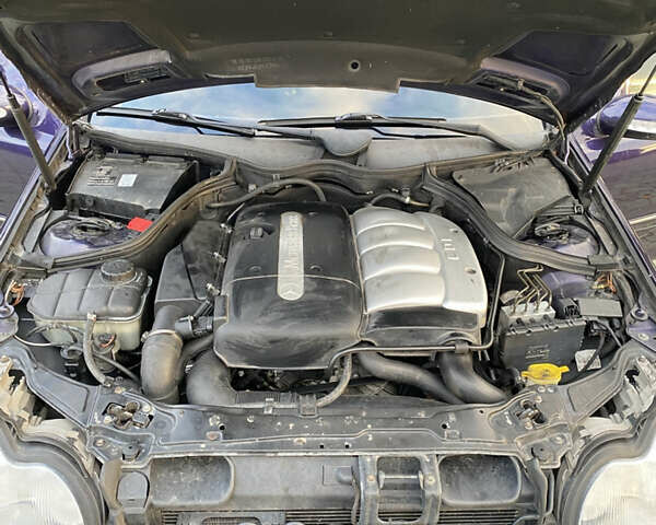 Фіолетовий Мерседес Ц-Клас, об'ємом двигуна 2.15 л та пробігом 213 тис. км за 5100 $, фото 17 на Automoto.ua