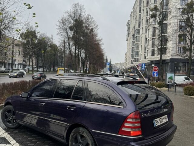 Фиолетовый Мерседес Ц-Класс, объемом двигателя 2.7 л и пробегом 290 тыс. км за 4600 $, фото 12 на Automoto.ua