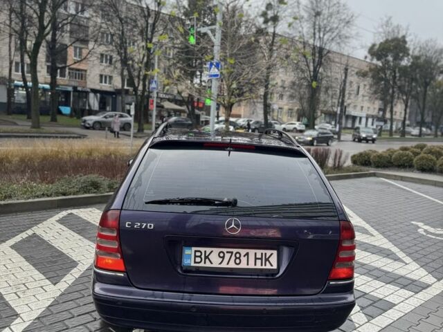 Фиолетовый Мерседес Ц-Класс, объемом двигателя 2.7 л и пробегом 290 тыс. км за 4600 $, фото 11 на Automoto.ua