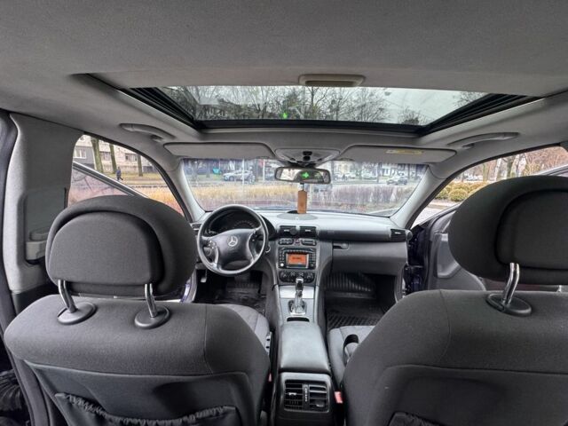 Фиолетовый Мерседес Ц-Класс, объемом двигателя 2.7 л и пробегом 290 тыс. км за 4600 $, фото 19 на Automoto.ua