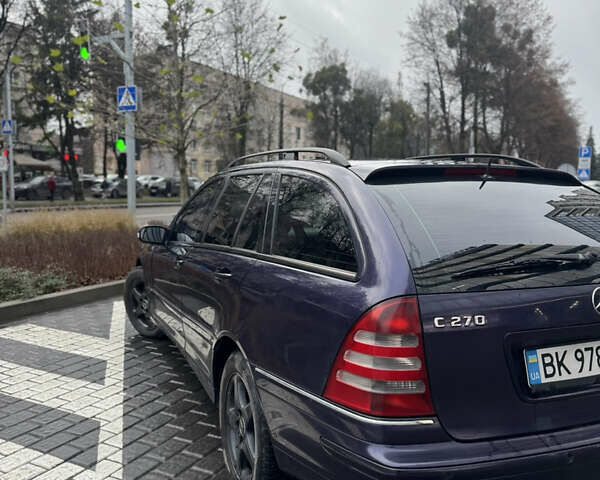 Фиолетовый Мерседес Ц-Класс, объемом двигателя 2.7 л и пробегом 320 тыс. км за 4600 $, фото 12 на Automoto.ua