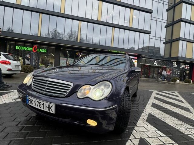 Фиолетовый Мерседес Ц-Класс, объемом двигателя 2.7 л и пробегом 290 тыс. км за 4600 $, фото 5 на Automoto.ua