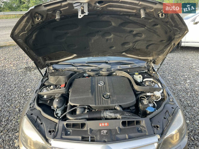 Коричневий Мерседес Ц-Клас, об'ємом двигуна 2.1 л та пробігом 242 тис. км за 10999 $, фото 14 на Automoto.ua