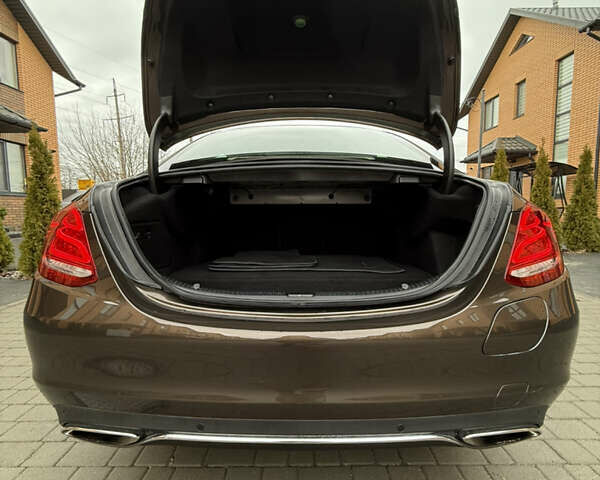 Коричневый Мерседес Ц-Класс, объемом двигателя 1.99 л и пробегом 165 тыс. км за 25700 $, фото 22 на Automoto.ua