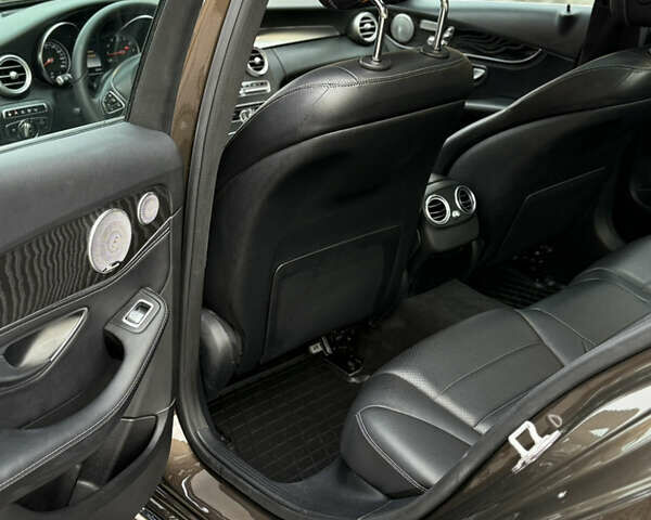 Коричневый Мерседес Ц-Класс, объемом двигателя 1.99 л и пробегом 165 тыс. км за 25700 $, фото 27 на Automoto.ua