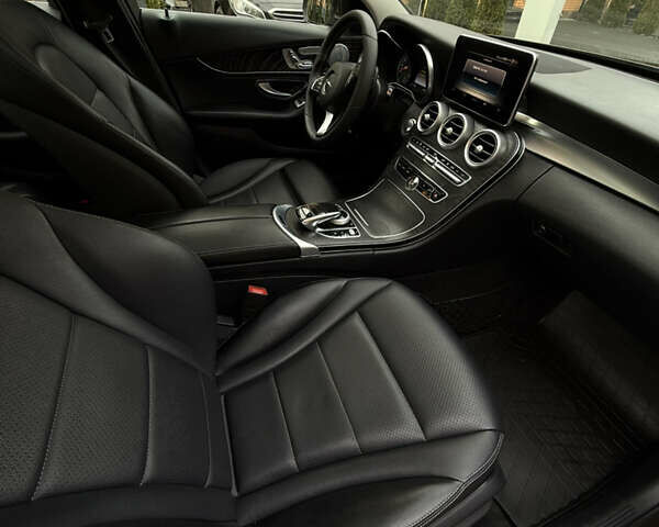 Коричневый Мерседес Ц-Класс, объемом двигателя 1.99 л и пробегом 165 тыс. км за 25700 $, фото 31 на Automoto.ua