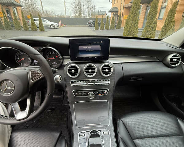 Коричневый Мерседес Ц-Класс, объемом двигателя 1.99 л и пробегом 165 тыс. км за 25700 $, фото 36 на Automoto.ua