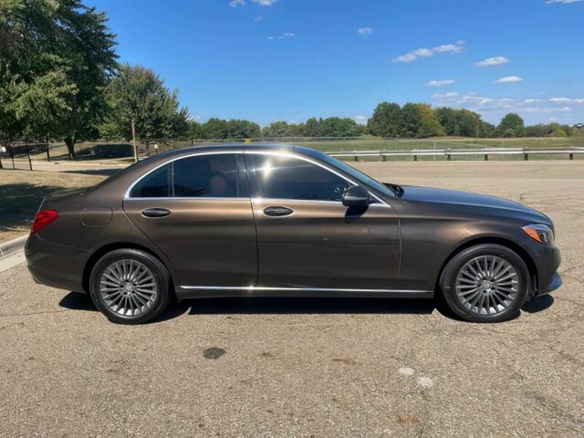 Коричневий Мерседес Ц-Клас, об'ємом двигуна 2 л та пробігом 80 тис. км за 7400 $, фото 7 на Automoto.ua