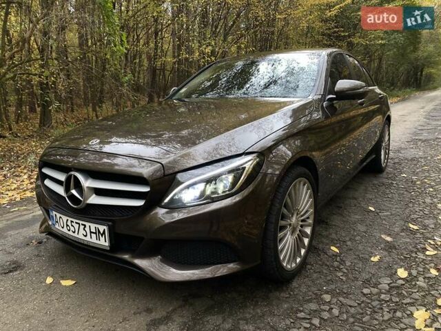 Коричневий Мерседес Ц-Клас, об'ємом двигуна 2.2 л та пробігом 180 тис. км за 27300 $, фото 8 на Automoto.ua
