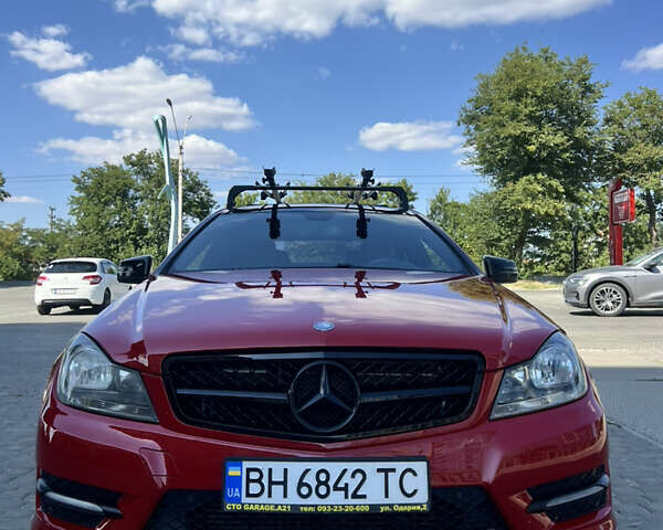 Червоний Мерседес Ц-Клас, об'ємом двигуна 1.8 л та пробігом 160 тис. км за 13500 $, фото 17 на Automoto.ua