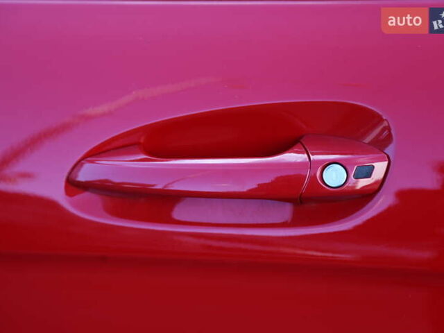 Мерседес Ц-Класс 2014 в Киеве на Automoto.ua Красный Мерседес Ц-Класс, объемом двигателя 1.8 л и пробегом 192 тыс. км за 12000 $, фото 25 на Automoto.ua