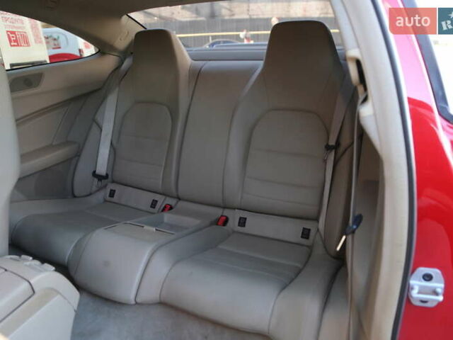 Мерседес Ц-Класс 2014 в Киеве на Automoto.ua Красный Мерседес Ц-Класс, объемом двигателя 1.8 л и пробегом 192 тыс. км за 12000 $, фото 8 на Automoto.ua