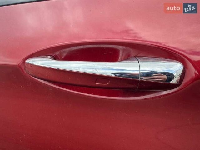 Красный Мерседес Ц-Класс, объемом двигателя 1.99 л и пробегом 93 тыс. км за 23000 $, фото 5 на Automoto.ua