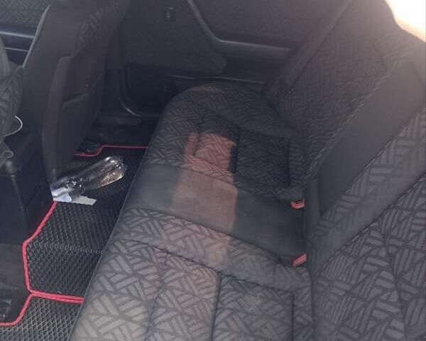 Червоний Мерседес Ц-Клас, об'ємом двигуна 1.8 л та пробігом 340 тис. км за 2000 $, фото 9 на Automoto.ua