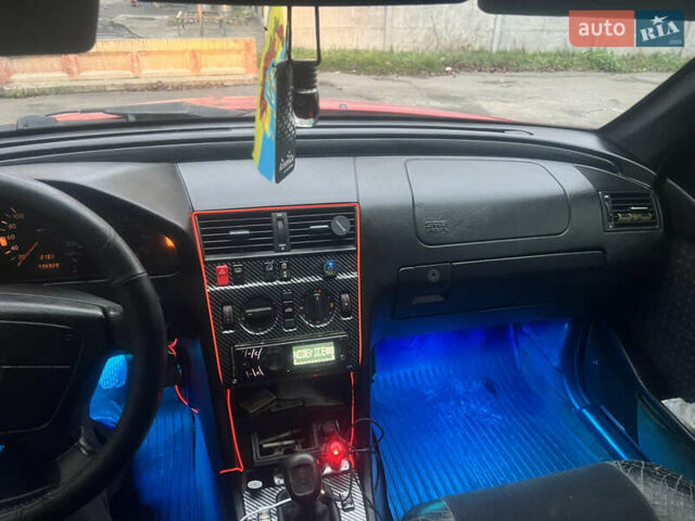 Червоний Мерседес Ц-Клас, об'ємом двигуна 1.8 л та пробігом 50 тис. км за 1550 $, фото 11 на Automoto.ua