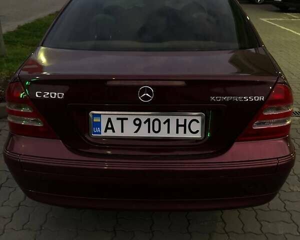 Мерседес Ц-Клас 2000 у Івано-Франківську на Automoto.ua Червоний Мерседес Ц-Клас, об'ємом двигуна 2 л та пробігом 291 тис. км за 4200 $, фото 7 на Automoto.ua