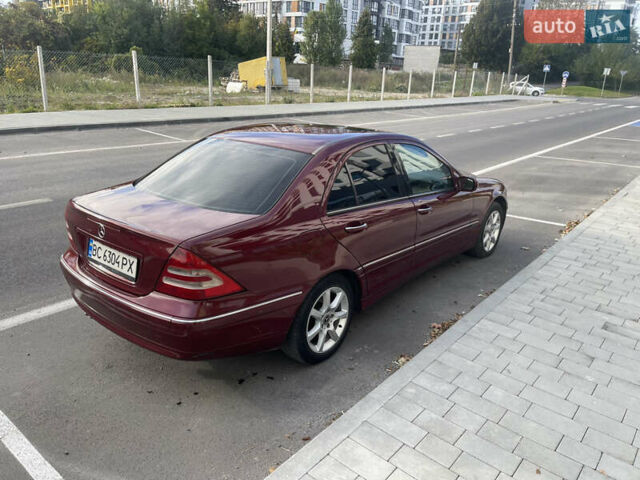 Червоний Мерседес Ц-Клас, об'ємом двигуна 2 л та пробігом 285 тис. км за 4200 $, фото 7 на Automoto.ua