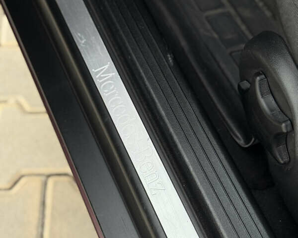 Червоний Мерседес Ц-Клас, об'ємом двигуна 1.8 л та пробігом 293 тис. км за 6700 $, фото 6 на Automoto.ua