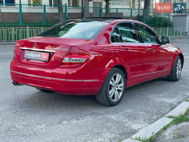 Красный Мерседес Ц-Класс, объемом двигателя 1.8 л и пробегом 157 тыс. км за 10290 $, фото 7 на Automoto.ua