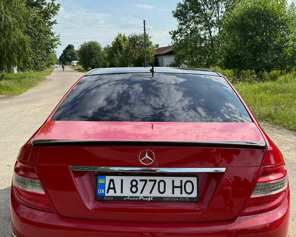 Червоний Мерседес Ц-Клас, об'ємом двигуна 2.5 л та пробігом 299 тис. км за 8999 $, фото 2 на Automoto.ua