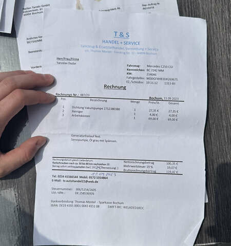Красный Мерседес Ц-Класс, объемом двигателя 1.8 л и пробегом 227 тыс. км за 11500 $, фото 64 на Automoto.ua
