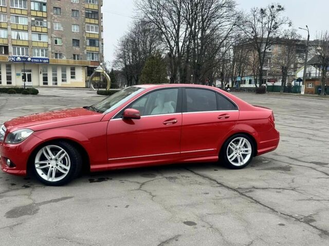Мерседес Ц-Класс 2013 в Обухове на Automoto.ua Красный Мерседес Ц-Класс, объемом двигателя 1.8 л и пробегом 210 тыс. км за 10800 $, фото 16 на Automoto.ua
