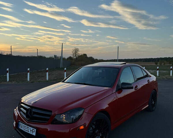 Красный Мерседес Ц-Класс, объемом двигателя 1.8 л и пробегом 199 тыс. км за 11150 $, фото 18 на Automoto.ua