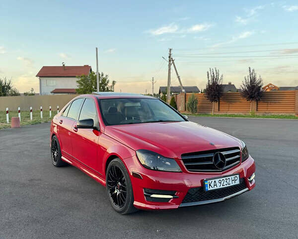 Красный Мерседес Ц-Класс, объемом двигателя 1.8 л и пробегом 199 тыс. км за 11150 $, фото 24 на Automoto.ua