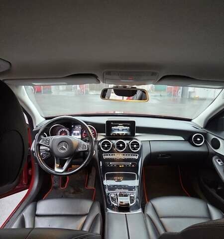 Красный Мерседес Ц-Класс, объемом двигателя 1.99 л и пробегом 92 тыс. км за 15000 $, фото 10 на Automoto.ua