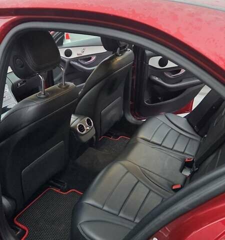 Красный Мерседес Ц-Класс, объемом двигателя 1.99 л и пробегом 92 тыс. км за 15000 $, фото 9 на Automoto.ua