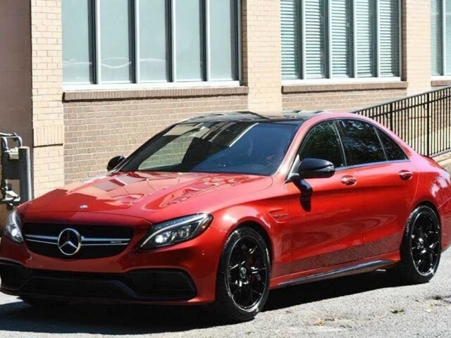 Червоний Мерседес Ц-Клас, об'ємом двигуна 4 л та пробігом 56 тис. км за 14200 $, фото 2 на Automoto.ua