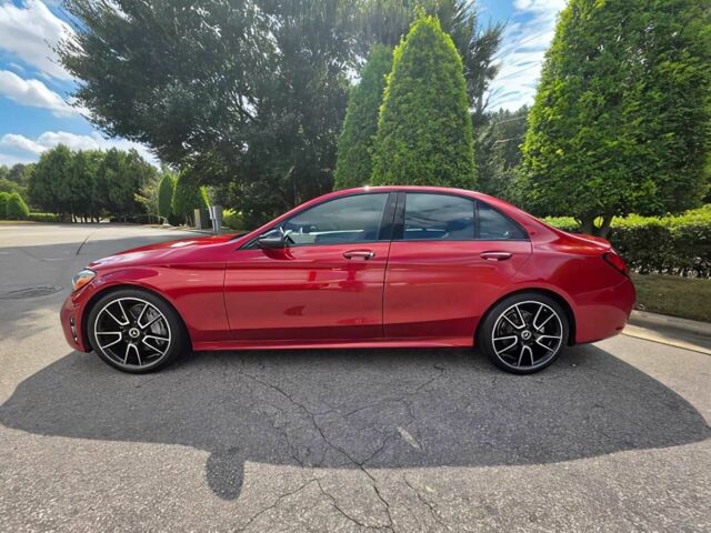 Красный Мерседес Ц-Класс, объемом двигателя 2 л и пробегом 31 тыс. км за 16900 $, фото 2 на Automoto.ua