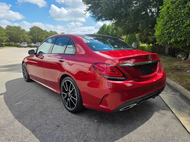 Красный Мерседес Ц-Класс, объемом двигателя 2 л и пробегом 31 тыс. км за 16900 $, фото 5 на Automoto.ua