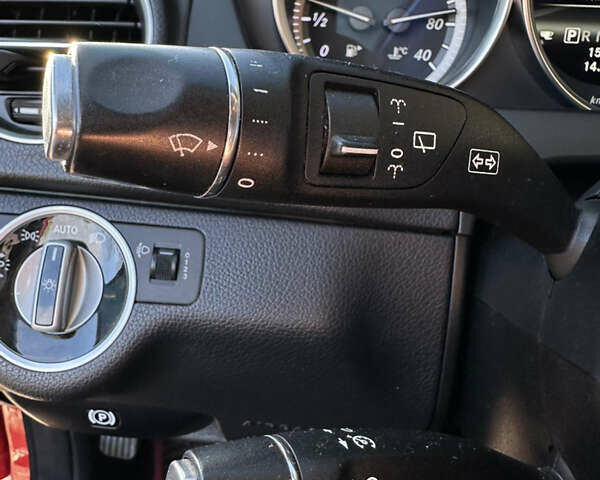 Червоний Мерседес Ц-Клас, об'ємом двигуна 2.2 л та пробігом 270 тис. км за 11000 $, фото 16 на Automoto.ua