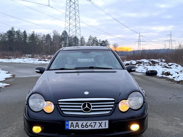 Мерседес Ц-Класс, объемом двигателя 2.2 л и пробегом 330 тыс. км за 4100 $, фото 3 на Automoto.ua