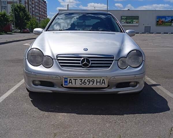 Мерседес Ц-Класс, объемом двигателя 1.8 л и пробегом 226 тыс. км за 4600 $, фото 12 на Automoto.ua