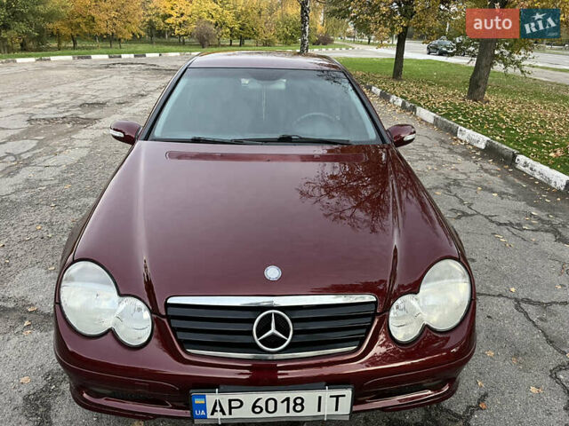 Мерседес Ц-Клас, об'ємом двигуна 2.15 л та пробігом 400 тис. км за 7500 $, фото 8 на Automoto.ua