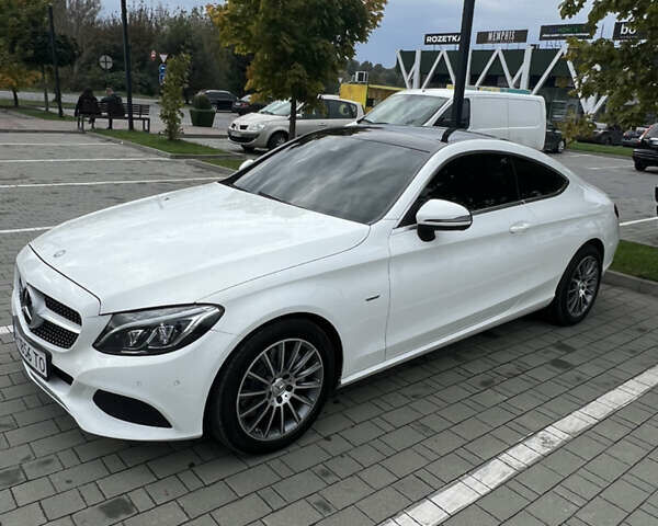 Мерседес Ц-Класс, объемом двигателя 2.14 л и пробегом 46 тыс. км за 30900 $, фото 3 на Automoto.ua